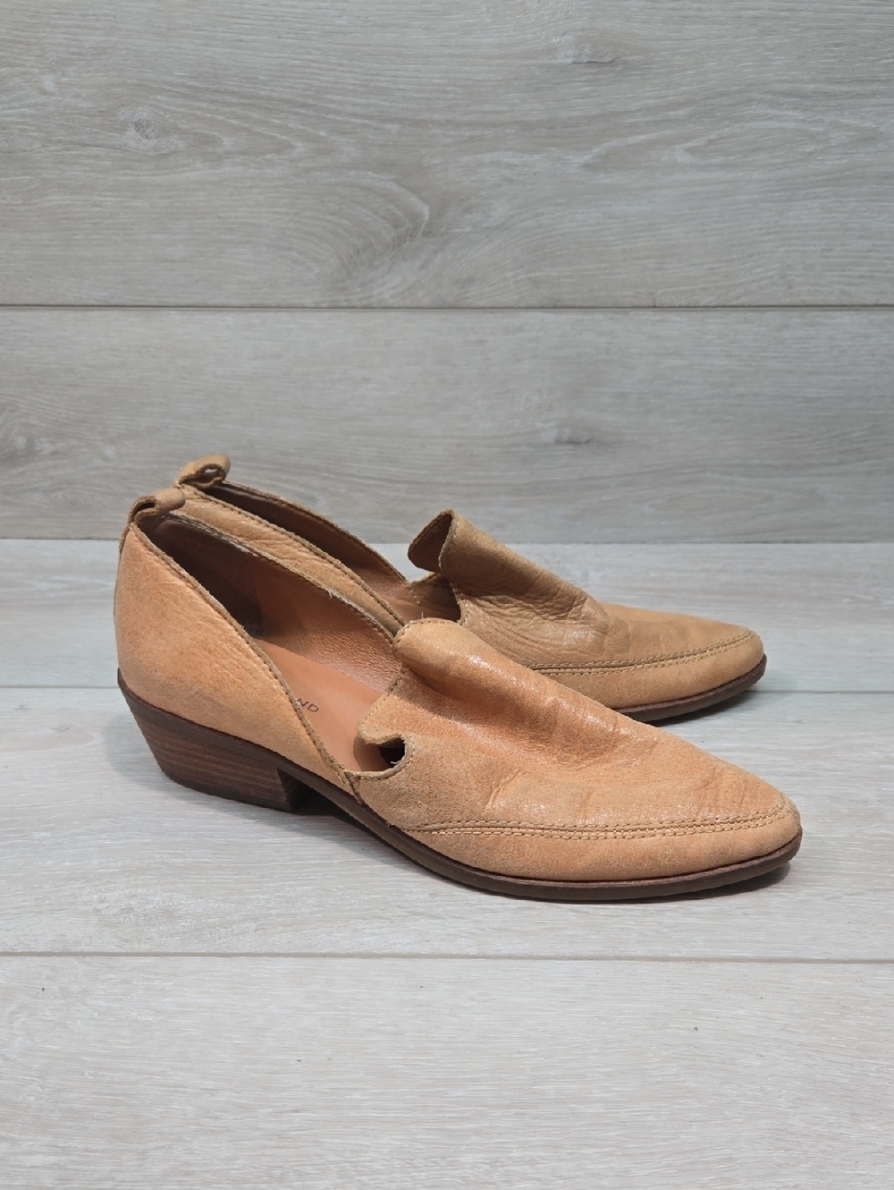 Lucky Brand Women's Tan Suede Low Heel Slip-On Loafers Sz 7.5M